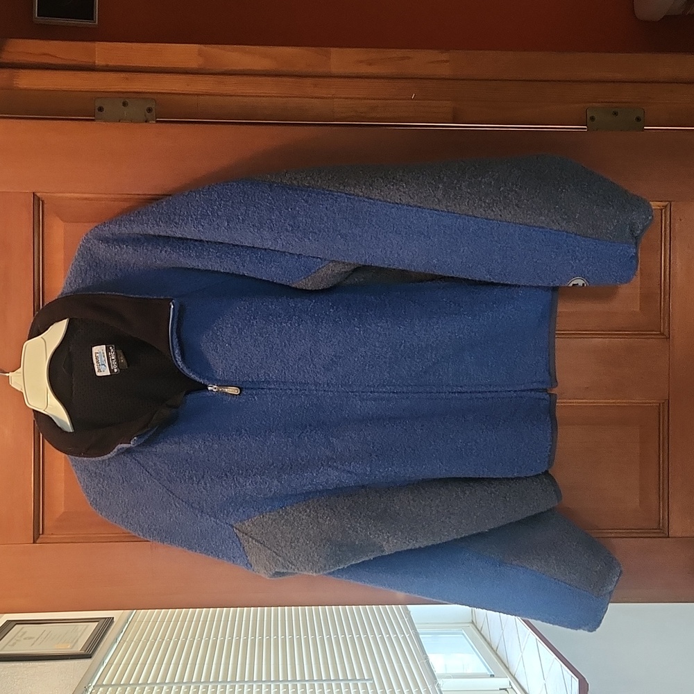 Woolrich zip up warm discovery channel jacket